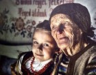 „Olyan jó néha angyalt lesni s angyalt lesve a csillagok közt Isten szekerét megkeresni. Ünneplőben elébe menni, mesék tavában megfürdeni s mesék tavában mélyen,mélyen ezt a világot elfeledni.”
