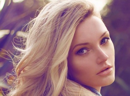 Manna OWell: Én soha nem fogok kérni, én, ha nem szeretsz, elmegyek, csendben...