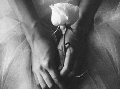 Oravecz Nóra: ....hamar rájössz, belőle csak egy van, és senki más mellett sem leszel képes úgy érezni magad, mint mellette....