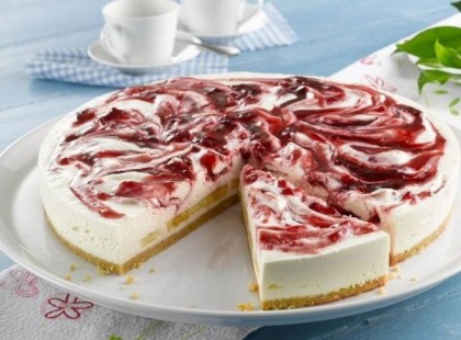 Banános joghurt torta