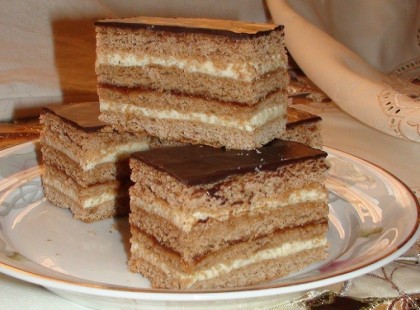 Mézes krémes avagy a cukrászdáknak bealkonyult