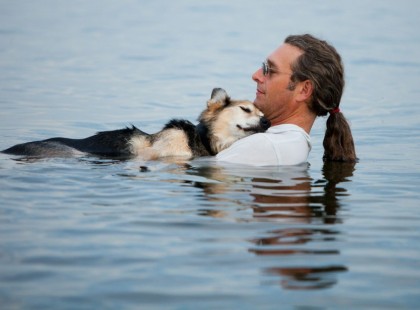 19 fotó, amely visszaadja az emberségbe vetett hitünket.