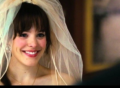 Ha valaki nem tesz meg érted legalább annyit, amennyit Te érte, akkor nem ő az igazi. Ő csak egy újabb útitárs az igazihoz vezető rögös és hosszú úton. Ha megtalálod azt, akit keresel, akkor azt rögtön tudni és érezni fogod, mert olyan érzés lesz, mintha mindig is Őt kerested volna. Idegen, de mégis ismered. Még távoli, mégis közelebb van, mint bárki más. A szemedbe néz, de a lelkedbe lát. Hozzád beszél, de a szívedhez szól. Na Ő lesz az igazi!