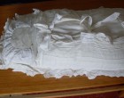 Ez egy pólyahuzat 1937 - ből.... Nagy kár, hogy mára már ez sem éppen divatos, nagyon nehéz volt szépre vasalni. A kórházakból anno ki sem adták a babát, ha nem vittek neki pólyát. Nyomj egy lájkot vagy oszd meg, ha neked is ismerős még.