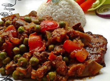 Karajszeletek „Budapest” raguval