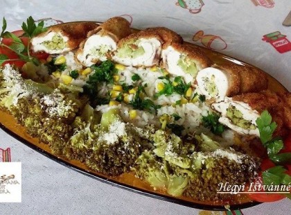 Brokkolival töltött csirkemell