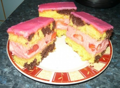 Márványos eper szelet