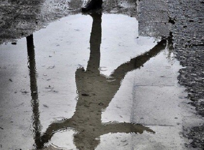 Hogy számomra mi a szabadság? Ha nem kell napról napra megfelelnem mindenkinek, nem kell álarcot viselnem azért, hogy szeressenek, hanem az lehetek, aki vagyok, aki lenni szeretnék. Ha kimondhatom félelmek nélkül a véleményemet, a gondolataimat. Ha nem kell megtennem azt, amit nem akarok. Igen, ez számomra a szabadság!