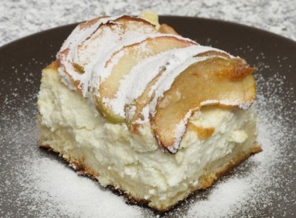 Almás túrós sütemény – ez maga a csoda, ínycsiklandó és nagyon könnyen elkészíthető!