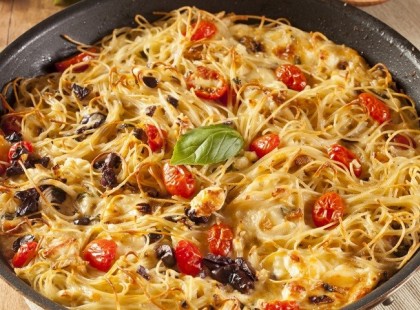 Tepsiben sült sajtos spagetti, Olaszország ízei a konyhában! Ínycsiklandó és gyors tészta recept!
