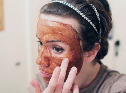 Kávét, mézet és olívaolajat az arcra, és nem kell többé drága kozmetikum!