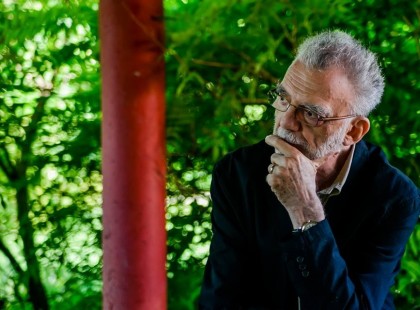 Feldmár András: Nem önzőség kilépni a sz@rból!