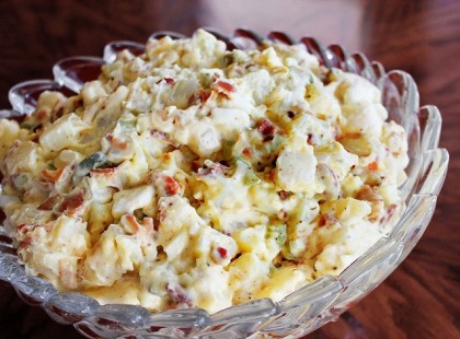 Burgonyasaláta másként – sonkás finomság, a férfiak odavannak érte! :)