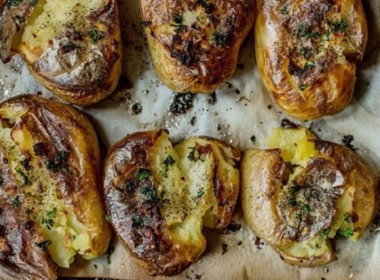 Tepsiben sült robbanó burgonya – Gyors és fenséges menü hétköznapokra