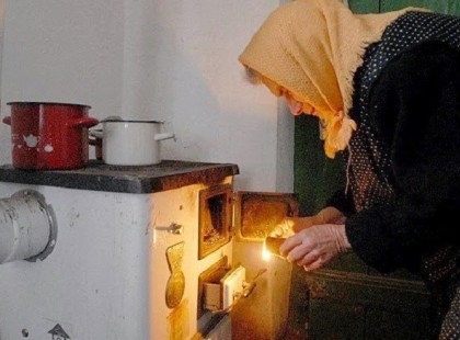 ÉDESANYÁK EMLÉKÉRE ✝