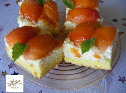 Sárgabarackos -túrós kocka