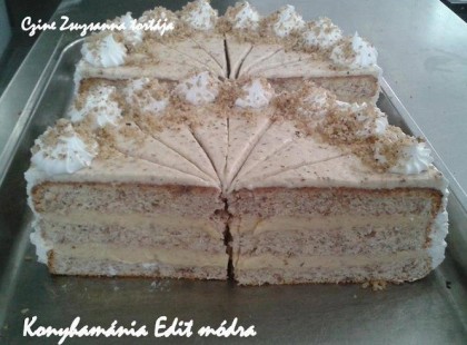Csak úgy a tíz ujjad megnyalod Eszterházy torta Zsuzsanna módra :)