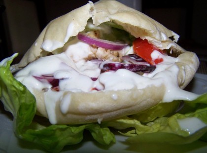 Házi gyros pitában receptje