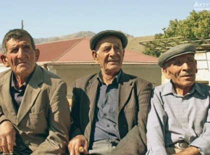 Ezt a történetet mindenkinek ismernie kell! Mielőtt viszont teljesen elolvasnád írd meg nekünk te melyik öreget választanád a 3 közül?