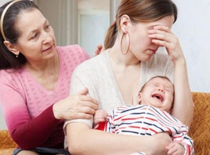 Hat hete szülte gyerekét az anyuka, megdöbbentő levelet írt az anyaságról. Avagy Miért nem szólt senki, hogy anyának lenni ilyen nehéz feladat? Egy asszony őszinte vallomása az anyaságról.