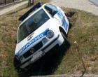 Ezúton is szeretném megköszönni annak a két rendőr hölgynek, hogy az árokba borulást választották a velem való ütközés helyett!!