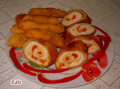 Rántott,töltött csirkemell burgonyakrokettel