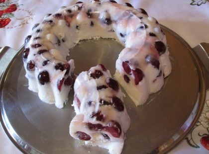 Joghurt torta sütés nélkül pillanatok alatt elkészül :)