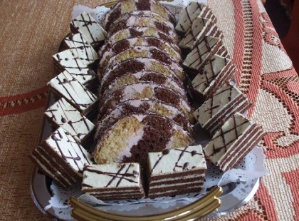 Méteres kalács-mézes krémes