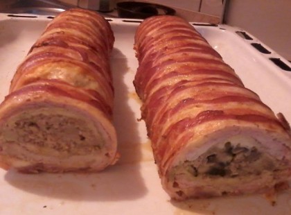 Töltött karaj őzgerincben sütve