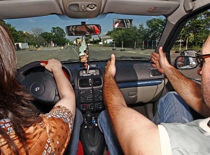 Aranyköpések gépjárműoktatóktól...