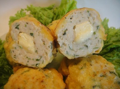 Mámorító sajttal töltött csibefasírt rántva! Fenséges falatok!!