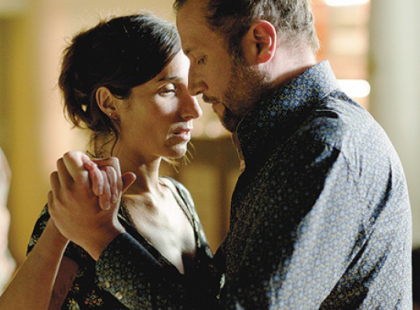 Tisztelve szeretni, és szeretve tisztelni a másikat.