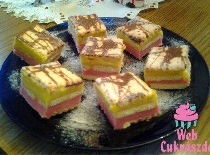 Kekszes-pudingos kocka