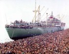 Azt mondják, mintegy 50 millió menekült tart Európa felé.