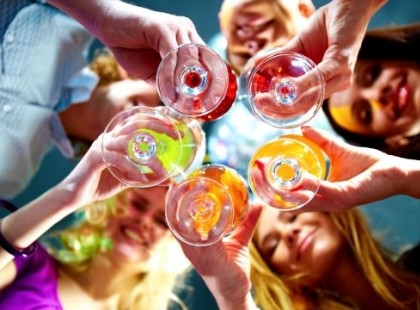 Kedves Ismerőseim, akinek tinédzser vagy fiatal, bulizni járó gyermekei vannak!