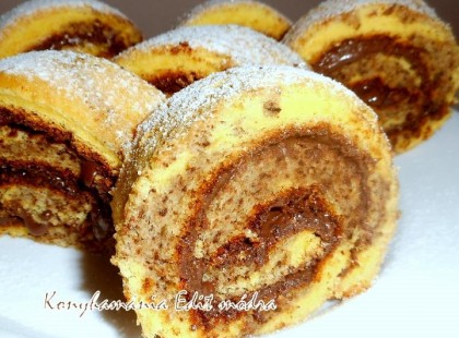 Diós tarka piskótatekercs