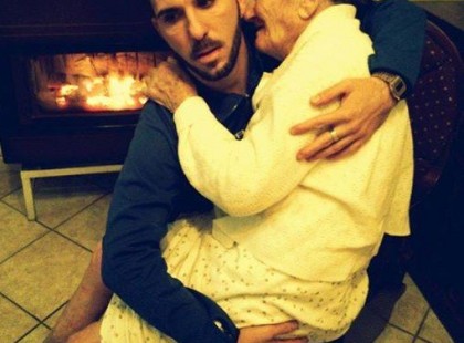 A SÍRIG SZERESD A NAGYMAMÁD!