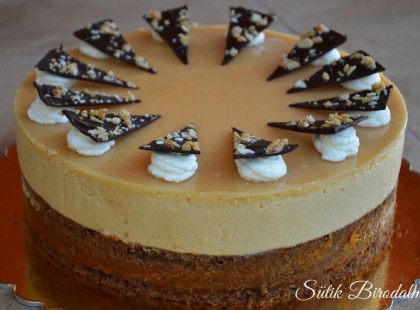 Barackpálinkás karamell torta - országtorta 2015 - Így készítheted el Te is!