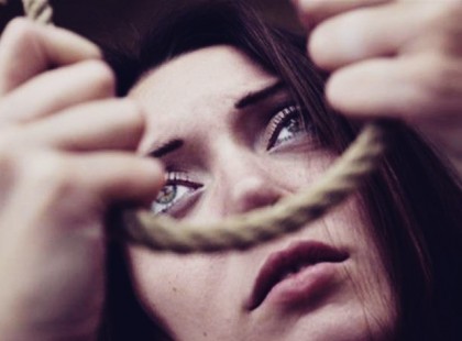 Magyarország a halálba küldi a súlyos betegeket?