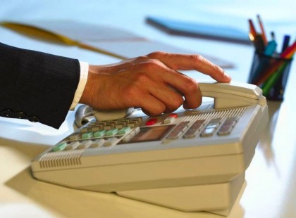 ÖN TUDTA HOGY HA ZAKLATJA A BANK VAGY BÁRKI MÁS TELEFONON AZ JOGSÉRTÉSNEK MINŐSÜL? Telefonok, sms-ek, munkahelyi zaklatás! Ne hagyja magát! VAN MEGOLDÁS! ITT MEGTUDHATJA MIVEL VÁGHAT VISSZA : Kérlek osszátok meg, mert nagyon fontos információkat tartalmaz a cikk! Bárkinek nagyon hasznos lehet! Segíts 1 megosztással! Köszönjük!