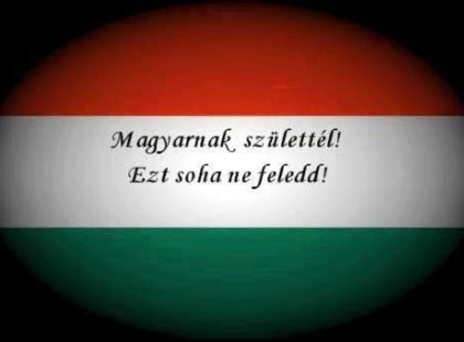 Volt régen egy kis ország, Neve szép Magyarország. Mindenkinek volt munkája, A népnek meg volt hazája!