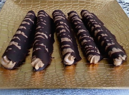 Pár perces nutellás csokirúd recept - Akinek gyenge az idegrendszere vagy fogyókúrázik az most ne nézzen ide!!!!! :D Kíváncsi vagyok hány megosztást kap :D