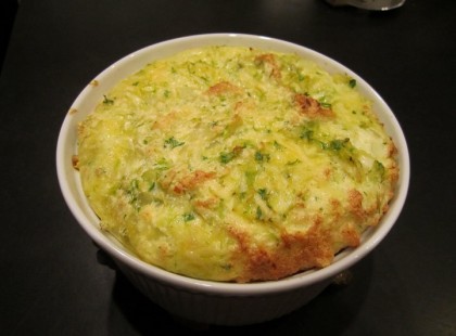 Csodás sajtos, tojásos rakott cukkini, pikk-pakk összedobható és nagyon ízletes!