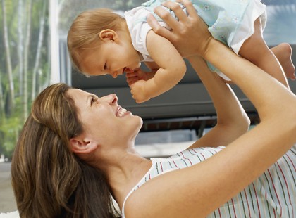 VEKERDY TANÁR ÚR ÜZEN AZ ÉDESANYÁKNAK: