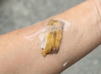 Ha kipróbálod ezt a módszert, soha többé nem dobod majd el a banán héját!