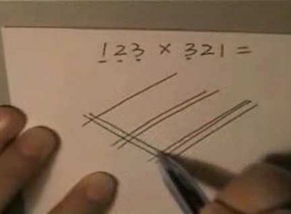 Zseniális: így tudsz számológép nélkül bármilyen számokat összeszorozni!