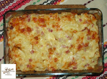 Sonkás rakott tészta