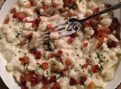 Juhtúrós szalonnás sztrapacska – aki a nokedlit szereti, ebbe az ízbe beleszeret!!