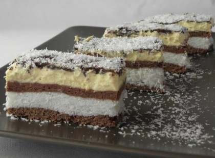 Kókuszos csábítás, sok krémmel – villámgyorsan elkészül és egy morzsa sem marad belőle annyira mámorító!