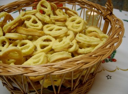 Mutatós sajtos perecek – csodás sós ropogtatni való! Könnyű recept, nem lehet elrontani!